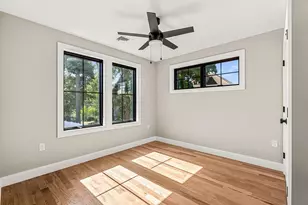 20R Plain St, Boston, MA 02122 - Photo 32