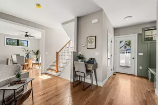 20R Plain St, Boston, MA 02122 - Photo 8