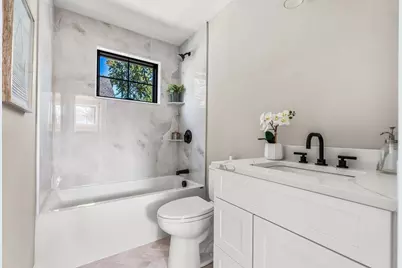 20 R Plain Street, Boston, MA 02122 - Photo 24