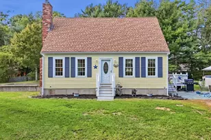 40 Forest St, Carver, MA 02330 - Photo 2