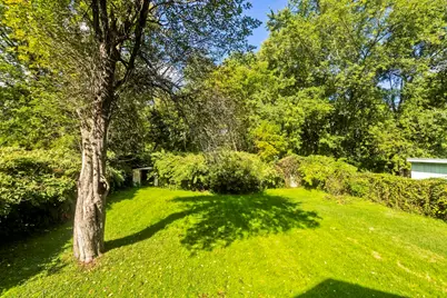 275 Dewey Ave, Pittsfield, MA 01201 - Photo 6