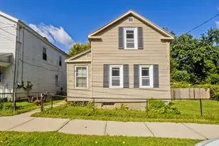 275 Dewey Ave, Pittsfield, MA 01201 - Photo 2