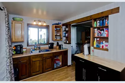 275 Dewey Ave, Pittsfield, MA 01201 - Photo 14