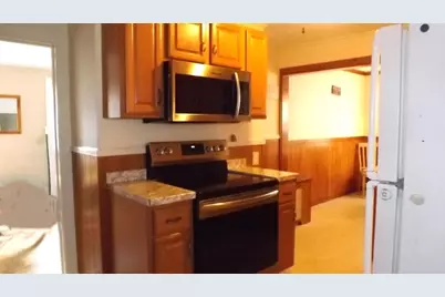 12 Middleton St, Millbury, MA 01527 - Photo 10