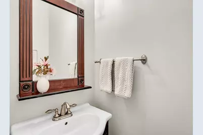 3 Davis Avenue, Newton, MA 02465 - Photo 12