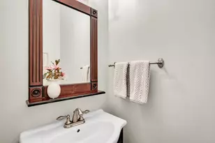 3 Davis Ave, Newton, MA 02465 - Photo 12