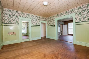 36 Warren St, Stoneham, MA 02180 - Photo 10
