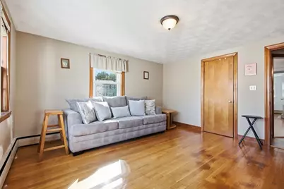 34 Palmer St, Medford, MA 02155 - Photo 12