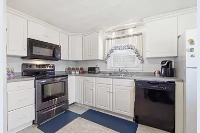 34 Palmer St, Medford, MA 02155 - Photo 16