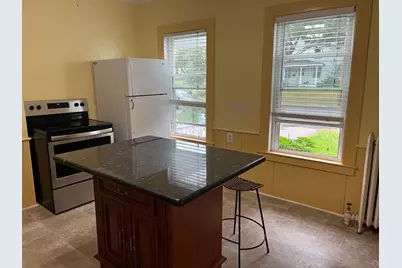 41 Carew St, South Hadley, MA 01075 - Photo 6