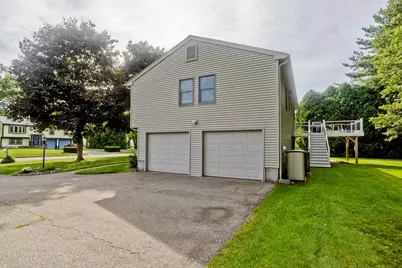 5 Tamarack Ln, Agawam, MA 01030 - Photo 4