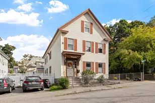 352 Stackpole St, Lowell, MA 01852 - Photo 1
