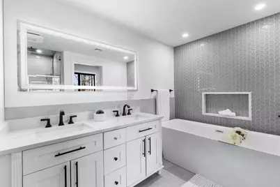901 Randolph Ave, Milton, MA 02186 - Photo 18
