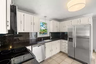 16 Horne Ave, Medford, MA 02155 - Photo 8