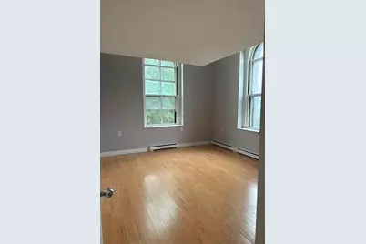 100 Captains Row #203, Chelsea, MA 02150 - Photo 4