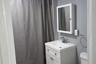 296 Howard St, Lawrence, MA 01841 - Photo 4