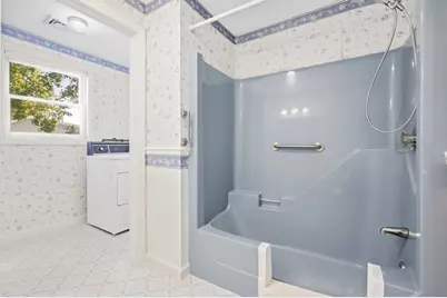 20 Elm St, Dracut, MA 01826 - Photo 28