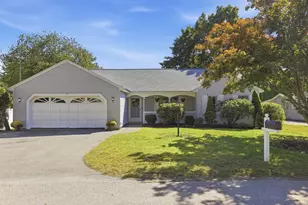 20 Elm St, Dracut, MA 01826 - Photo 1
