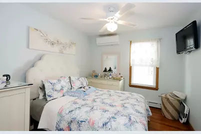 60 Briggs St, New Bedford, MA 02740 - Photo 10