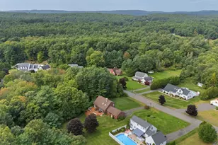 9 Labrie Ln, Holyoke, MA 01040 - Photo 38