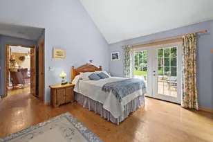 9 Labrie Ln, Holyoke, MA 01040 - Photo 14