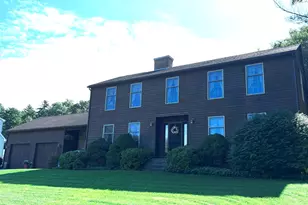 9 Labrie Ln, Holyoke, MA 01040 - Photo 2