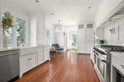 28 Green St, Needham, MA 02492 - Photo 14