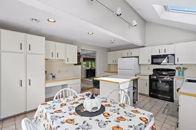 11 Magnolia Dr #11, Franklin, MA 02038 - Photo 14