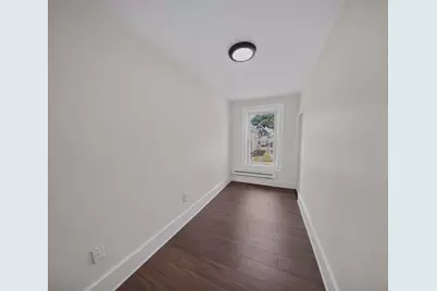 26 Vernon #1, Holyoke, MA 01040 - Photo 8