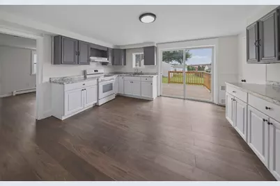 26 Vernon #1, Holyoke, MA 01040 - Photo 2