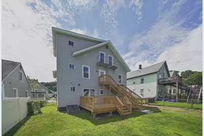26 Vernon #1, Holyoke, MA 01040 - Photo 12