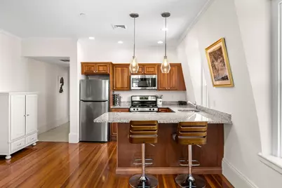 400 Broadway #7, Somerville, MA 02145 - Photo 4