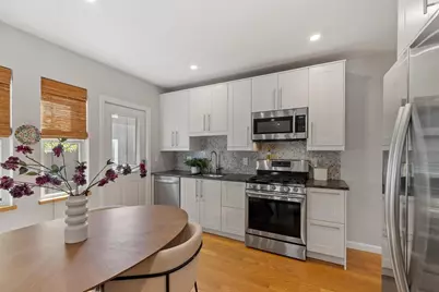 574-576 Lagrange St #574, Boston, MA 02132 - Photo 12