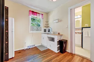 203 Lakeview Ave, Tyngsborough, MA 01879 - Photo 16