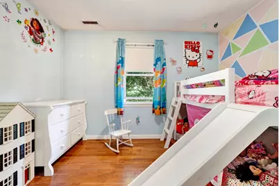 203 Lakeview Ave, Tyngsborough, MA 01879 - Photo 14