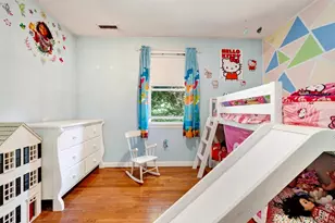 203 Lakeview Ave, Tyngsborough, MA 01879 - Photo 14