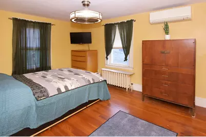 25 Stearns Ave, Medford, MA 02155 - Photo 18