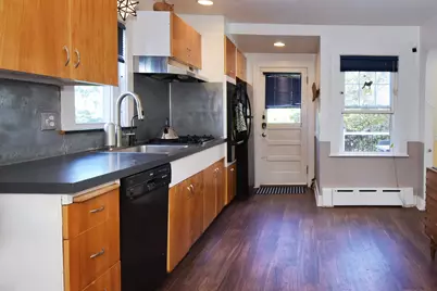 25 Stearns Ave, Medford, MA 02155 - Photo 12