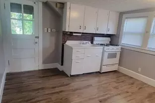 27 Walnut St, Ware, MA 01082 - Photo 18