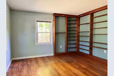 319 West St, Amherst, MA 01002 - Photo 10
