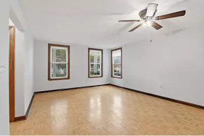 279 Farrington St #1, Quincy, MA 02170 - Photo 4