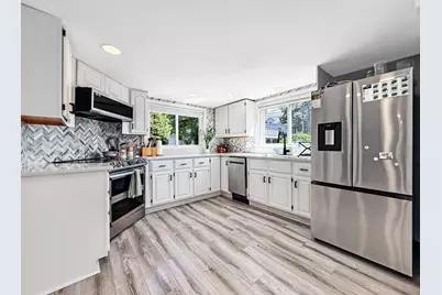 158 Jenness St, Lynn, MA 01904 - Photo 8