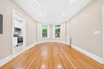 34 Winchester St #1, Brookline, MA 02446 - Photo 2