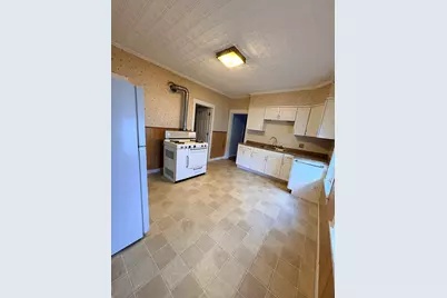 94-96 Crawford Street, Lowell, MA 01854 - Photo 10