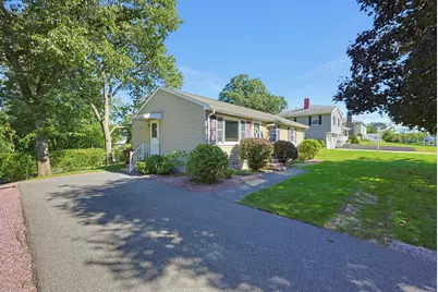 36 Butler St, Ludlow, MA 01056 - Photo 4