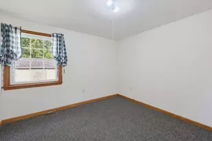 36 Butler St, Ludlow, MA 01056 - Photo 22