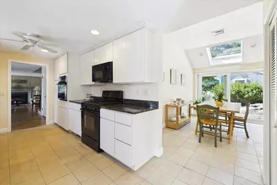 458 Essex Street, Weymouth, MA 02188 - Photo 2