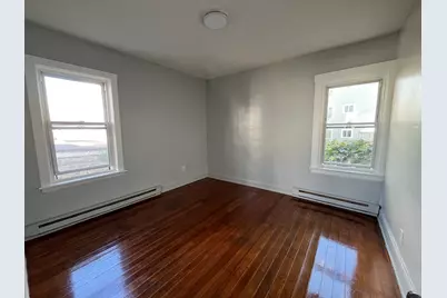 558 Plymouth Ave #1L, Fall River, MA 02721 - Photo 4
