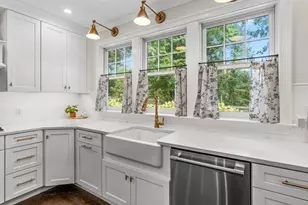 1040 Main St, Hingham, MA 02043 - Photo 10