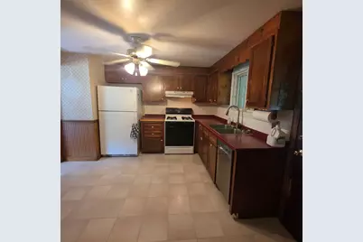 549 East Washington Street, Hanson, MA 02341 - Photo 4